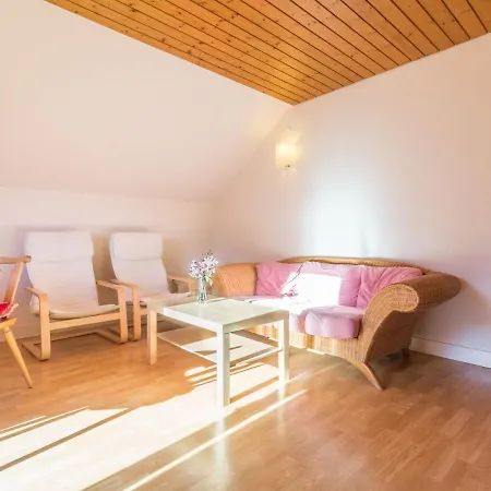 Comfortable In Near Area Διαμέρισμα *
